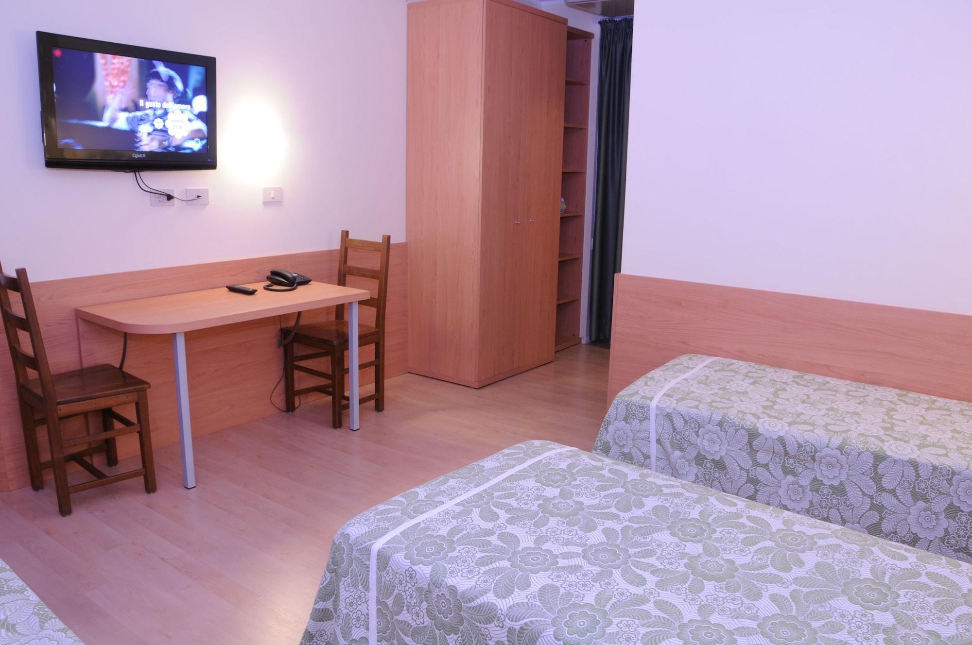 Hotel Sonia Aquilinia Esterno foto