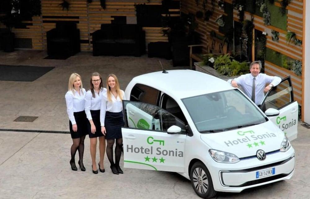 Hotel Sonia Aquilinia Esterno foto