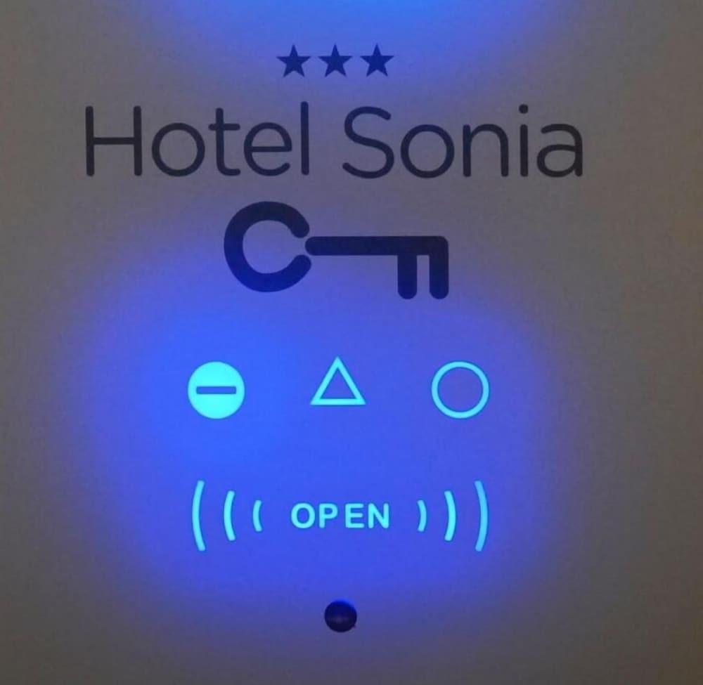 Hotel Sonia Aquilinia Esterno foto