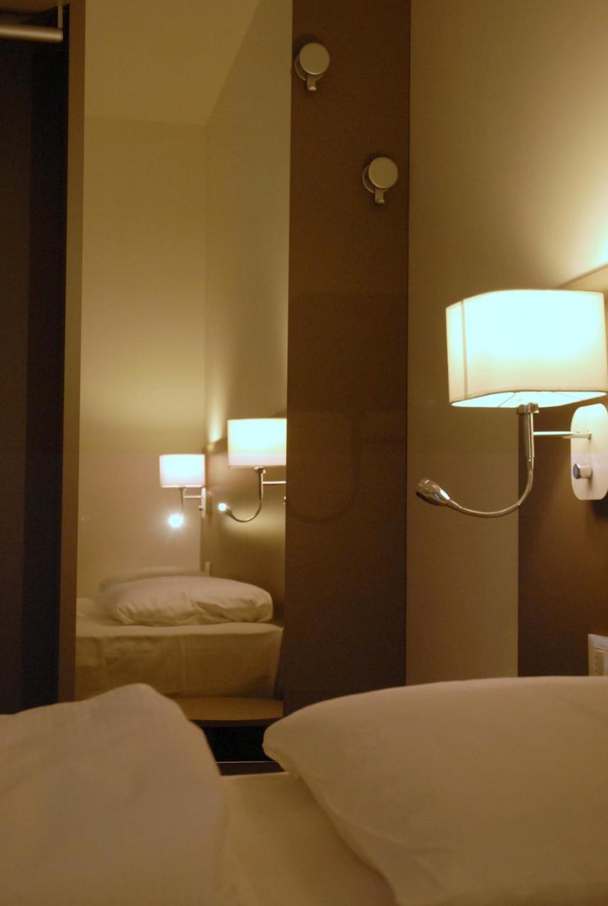 Hotel Sonia Aquilinia Esterno foto