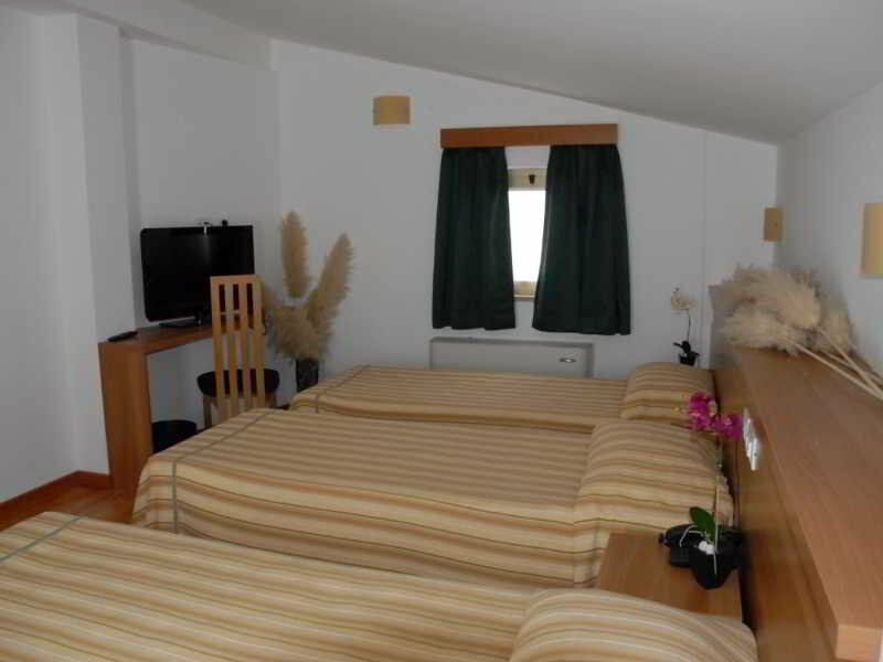 Hotel Sonia Aquilinia Esterno foto