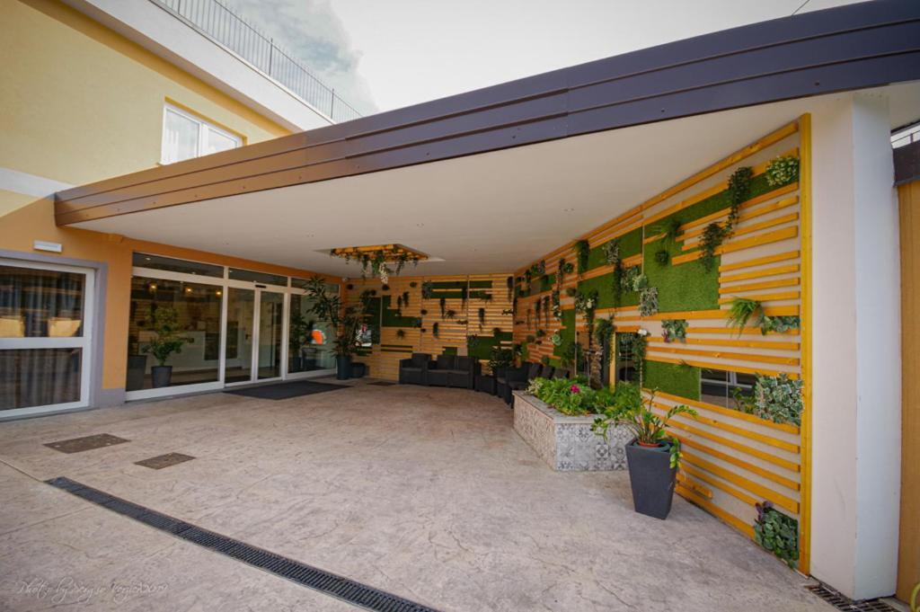 Hotel Sonia Aquilinia Esterno foto