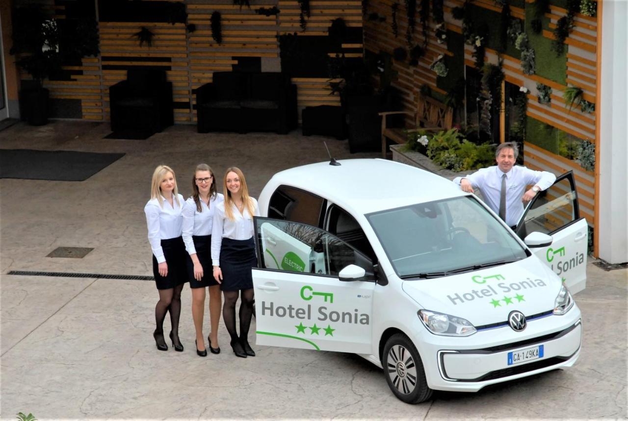 Hotel Sonia Aquilinia Esterno foto